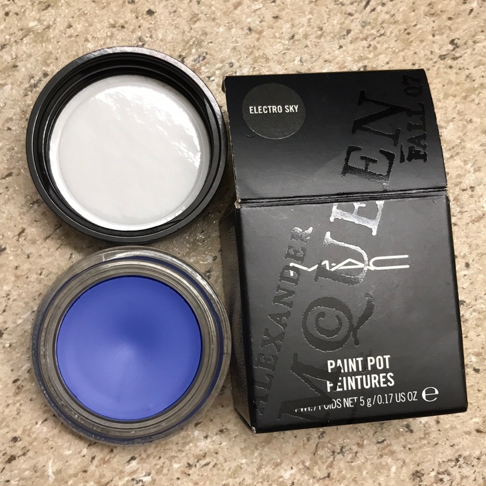 MAC Paint Pot in Electro Sky Alexander MQueen